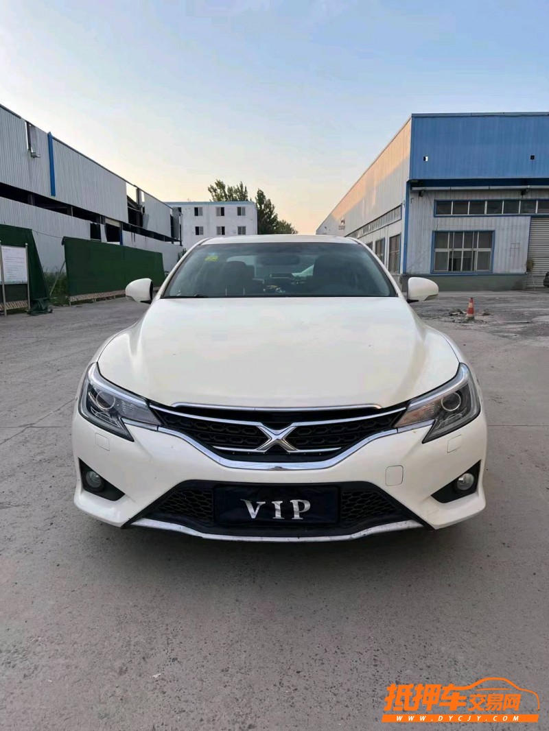 徐州13年丰田锐志1