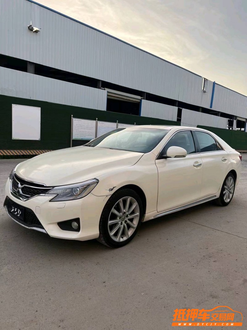 徐州13年丰田锐志2