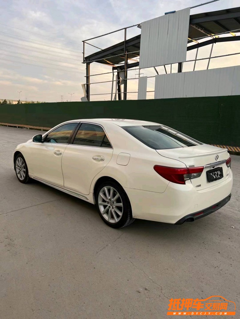 徐州13年丰田锐志8