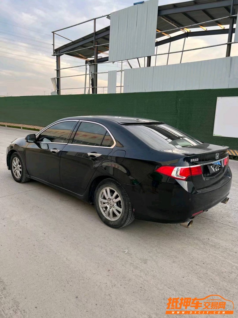 徐州14年本田思铂睿3