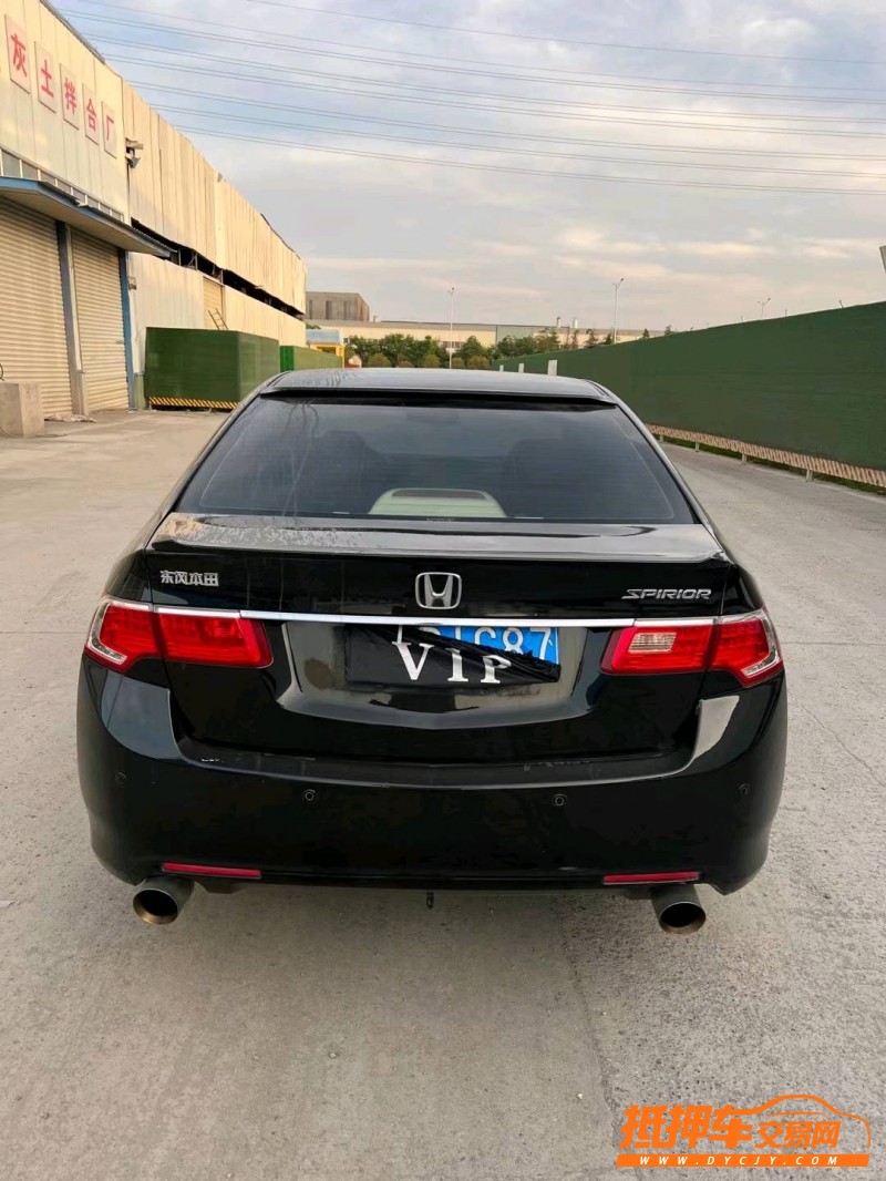 徐州14年本田思铂睿1