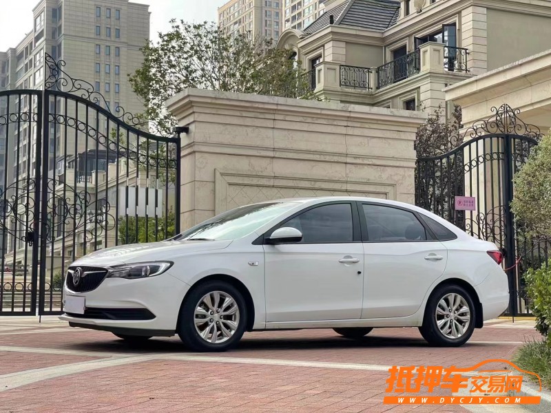 泰州18年别克英朗4