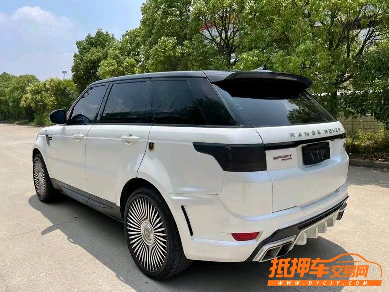 盐城15年路虎揽胜运动9