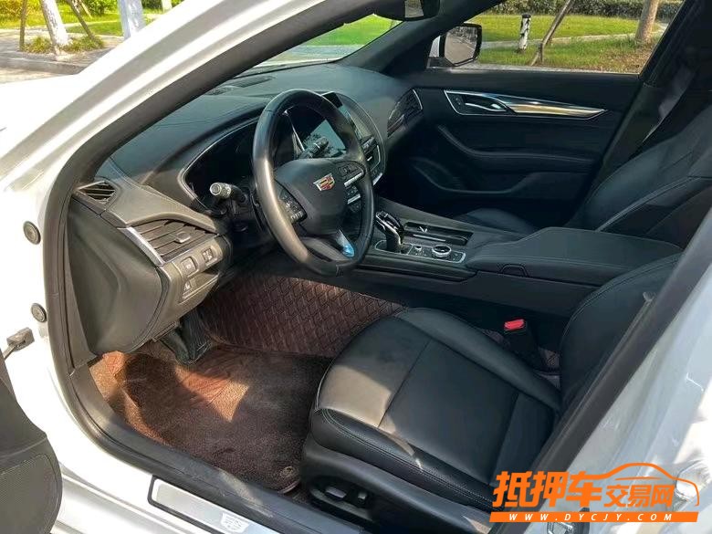 盐城20年凯迪拉克CT53