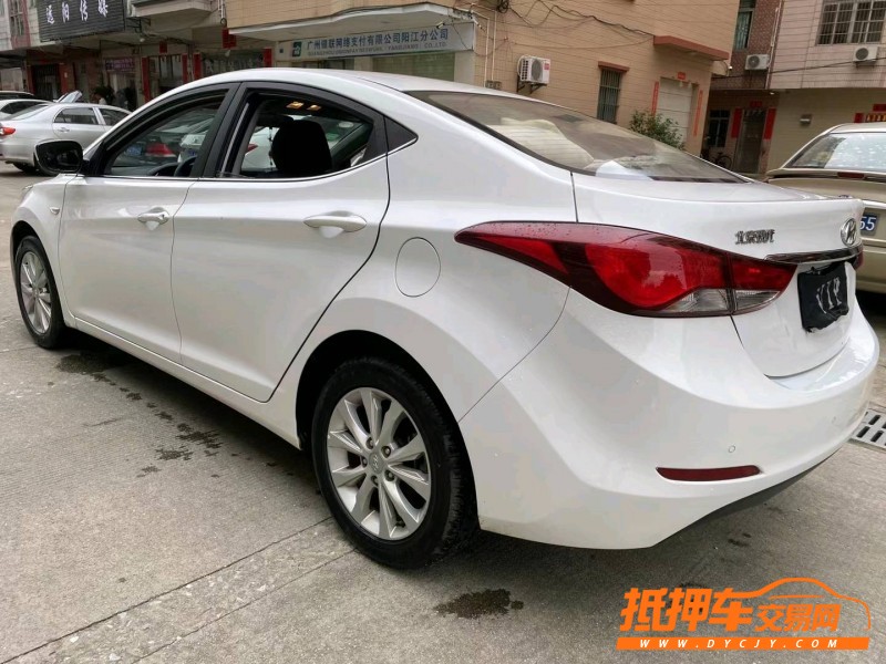 北京17年现代朗动8