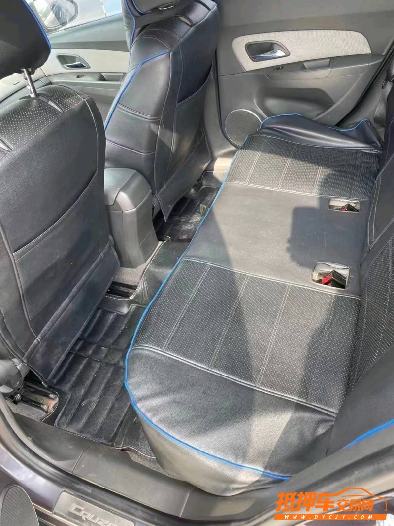 北京11年雪佛兰科鲁兹5