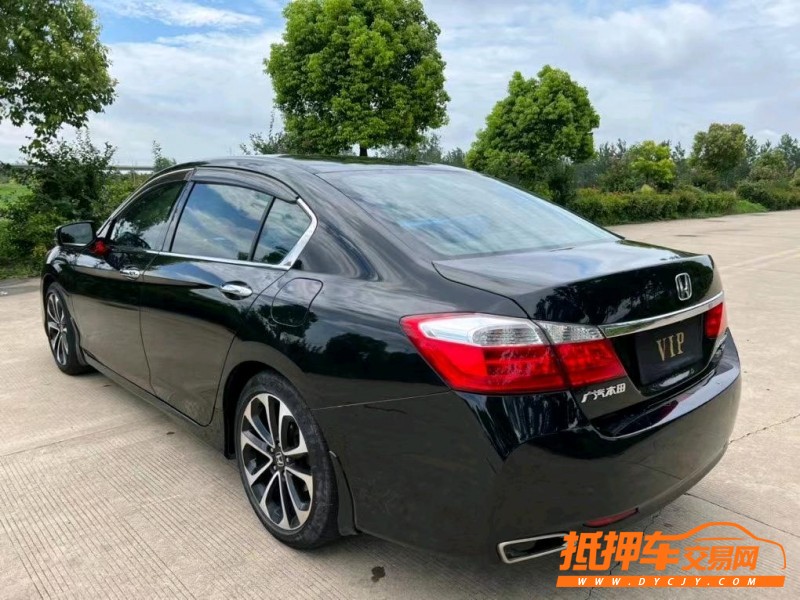 盐城15年本田雅阁4