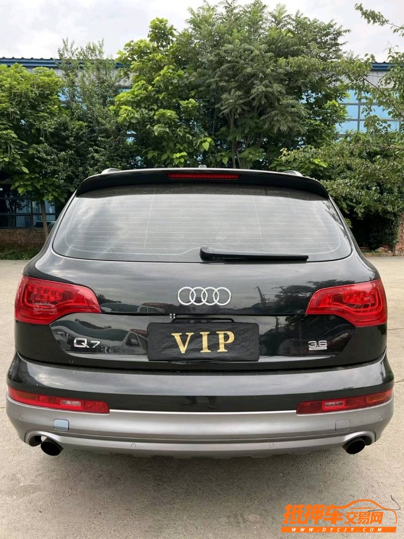 沈阳10年奥迪Q75
