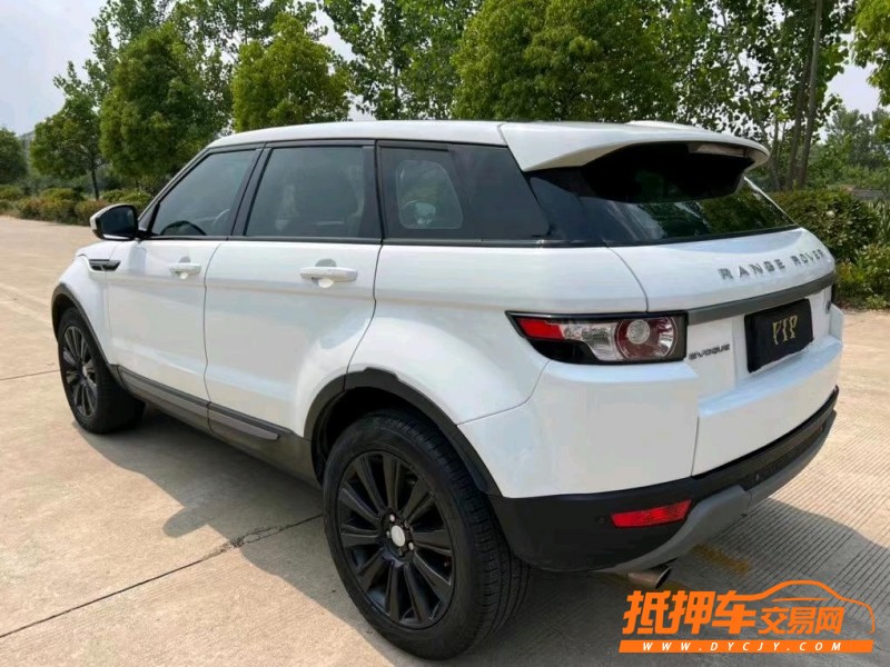 盐城16年路虎极光5