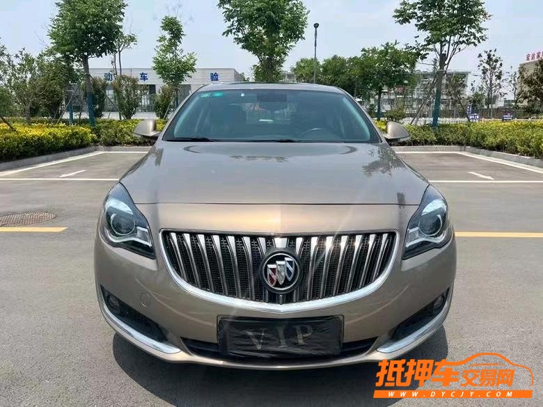 盐城17年别克君威1