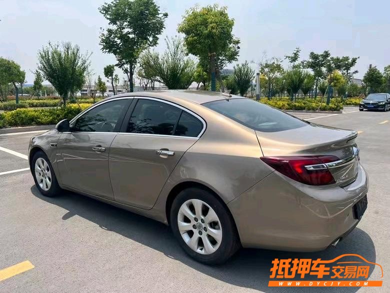 盐城17年别克君威8