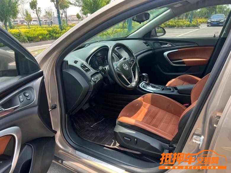 盐城17年别克君威7