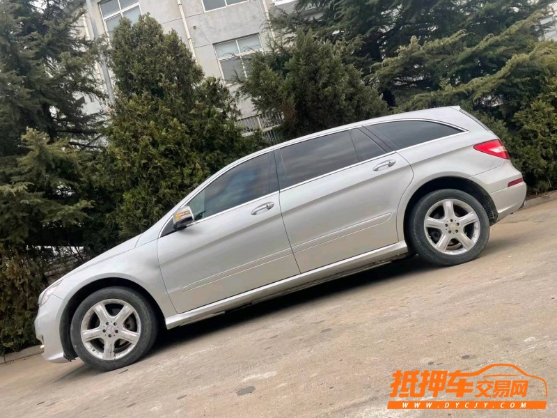 烟台11年奔驰R3
