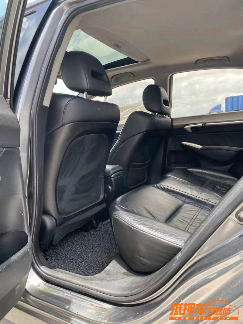 广州11年本田思域5