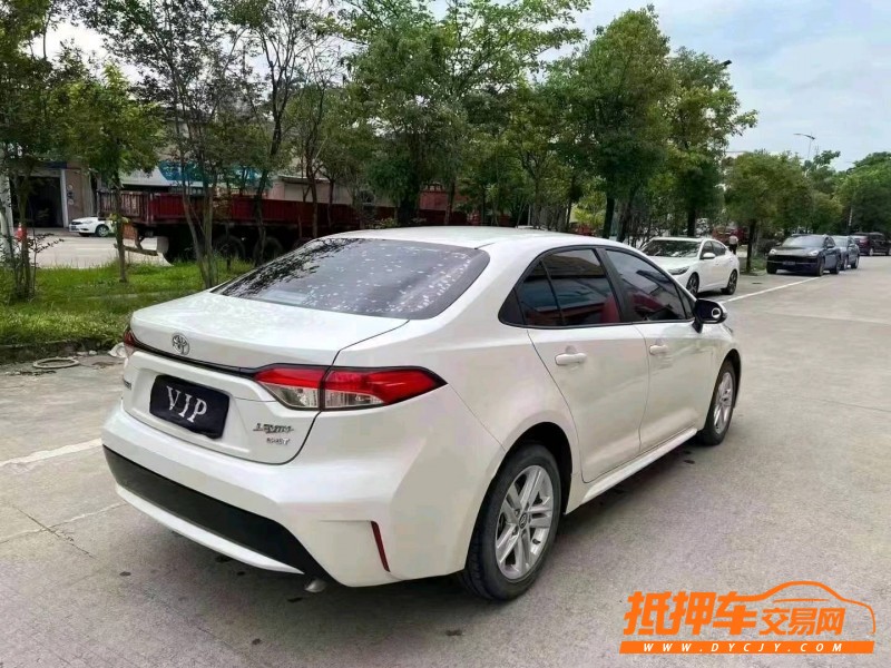 北京20年丰田雷凌8