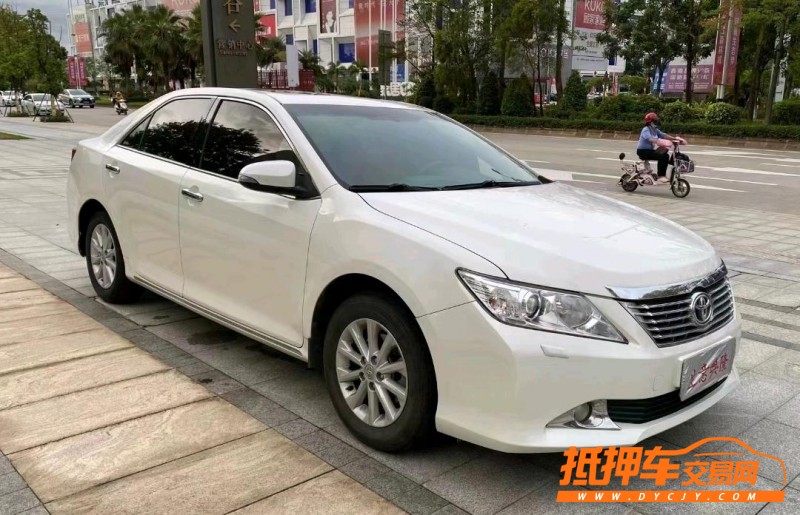 北京13年丰田凯美瑞2