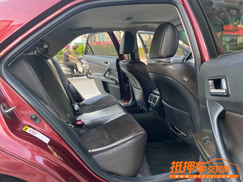 北京14年丰田锐志6