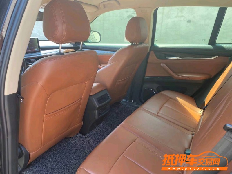 保定17年漢騰汽車X75