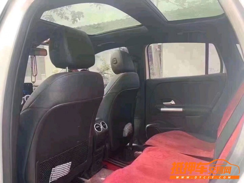 烟台21年奔驰GLA5