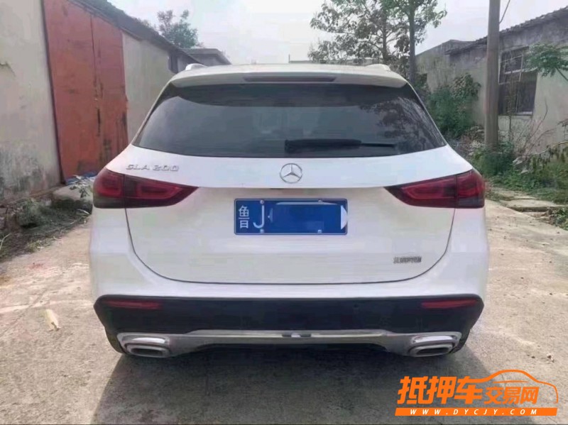 烟台21年奔驰GLA8