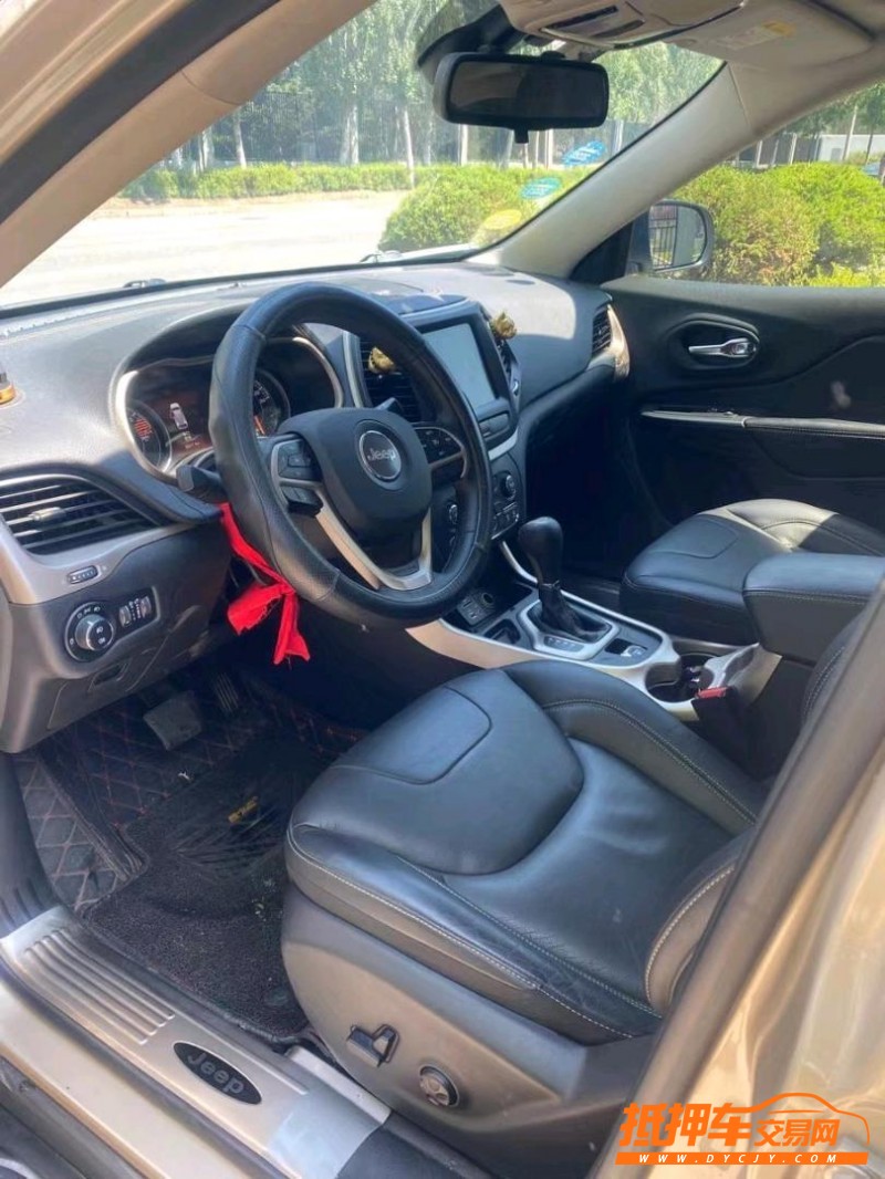 沈阳18年Jeep自由光7