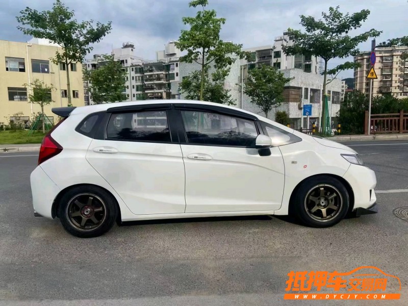 广州16年本田飞度3