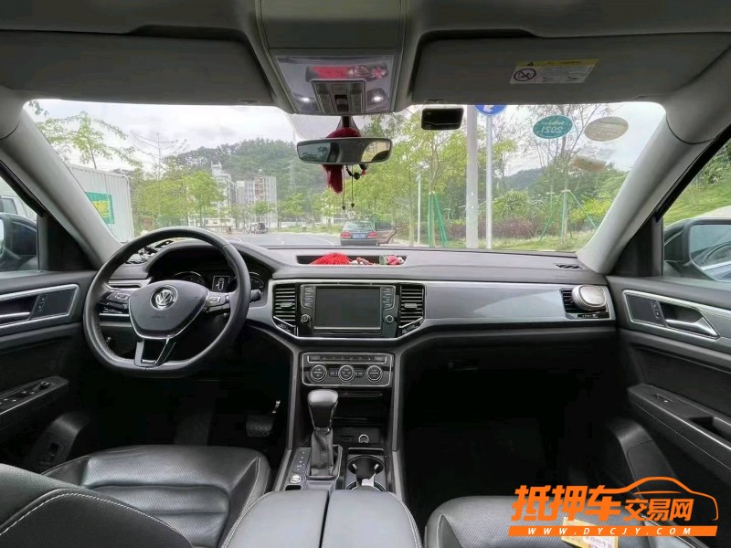 广州18年大众途昂9