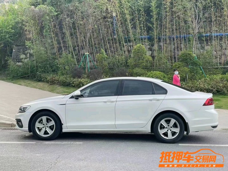 广州19年大众凌渡6