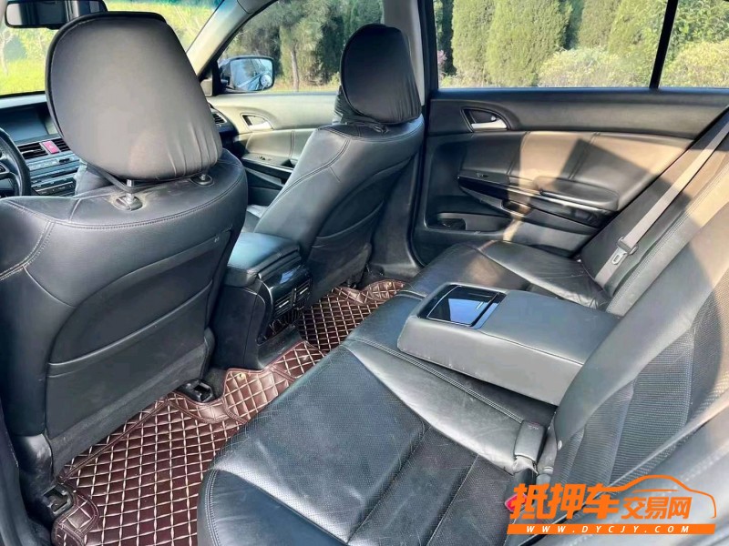 烟台13年本田雅阁5