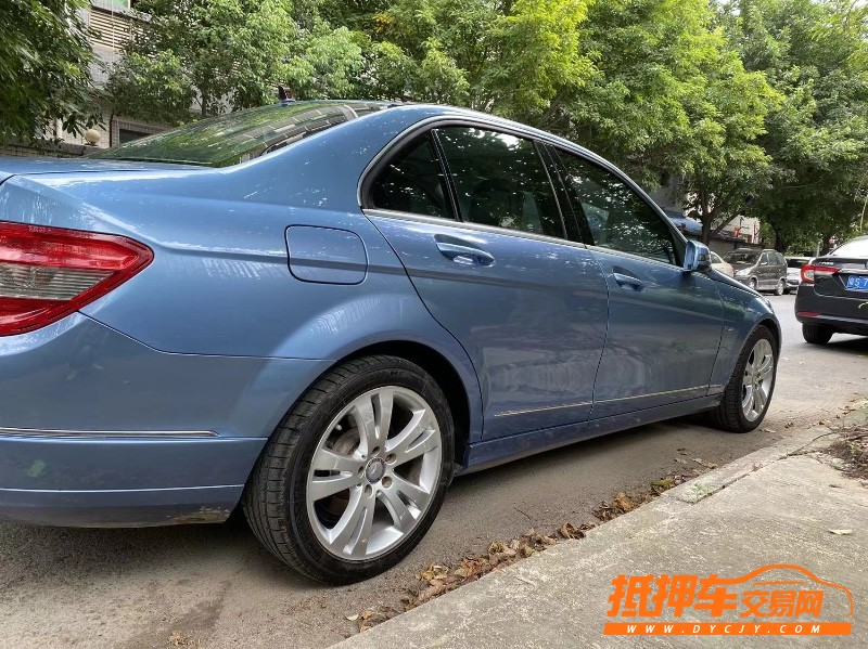 东莞10年奔驰C4