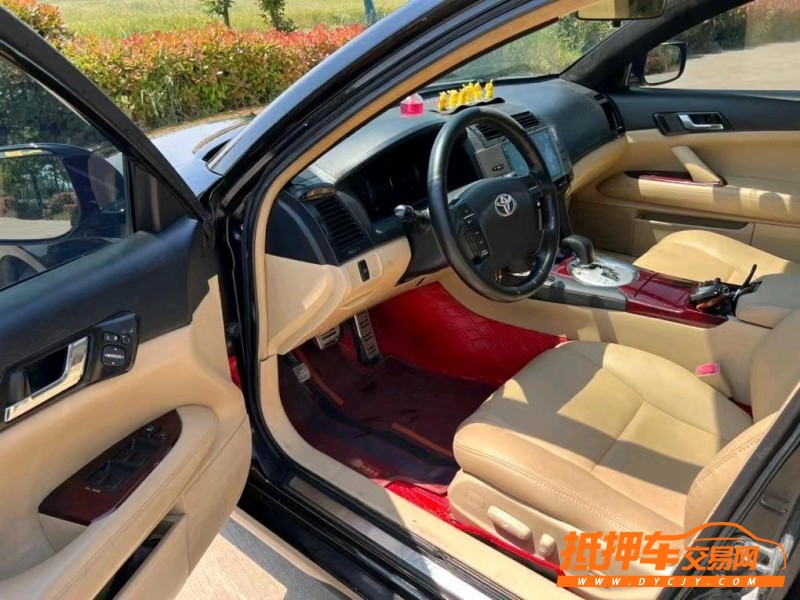 盐城10年丰田锐志6