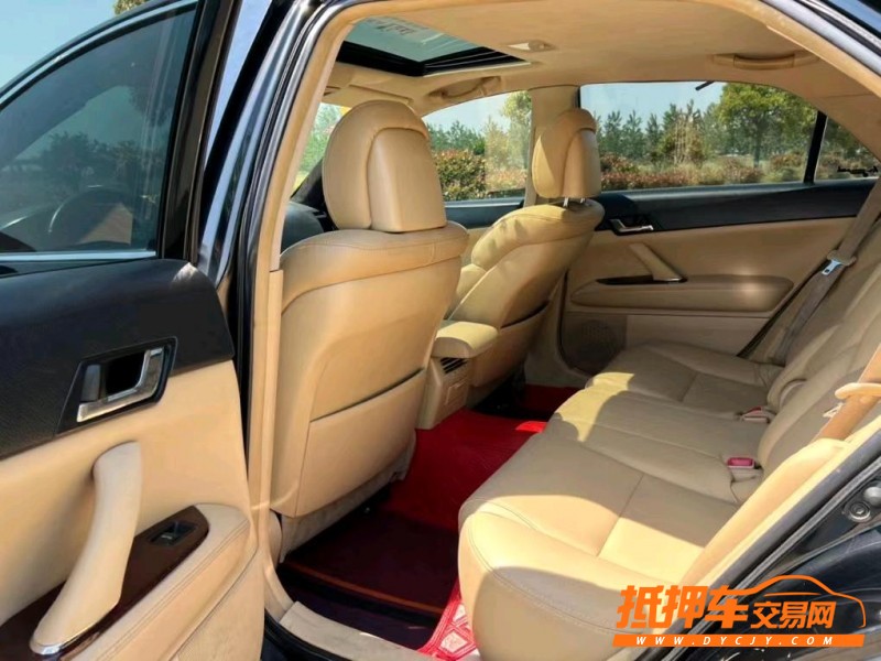 盐城10年丰田锐志7