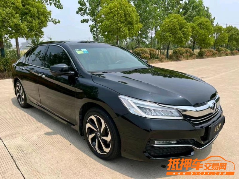 盐城16年本田雅阁3
