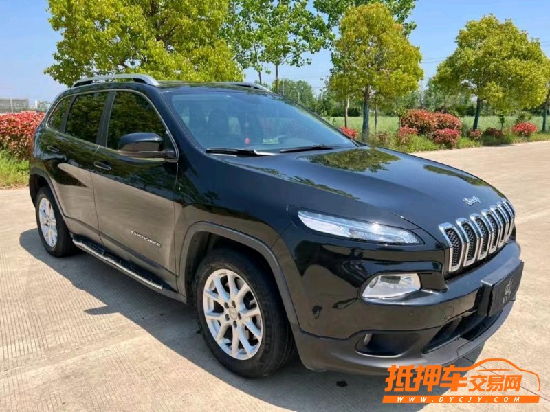 鹽城17年Jeep自由光3