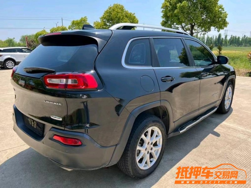 鹽城17年Jeep自由光4
