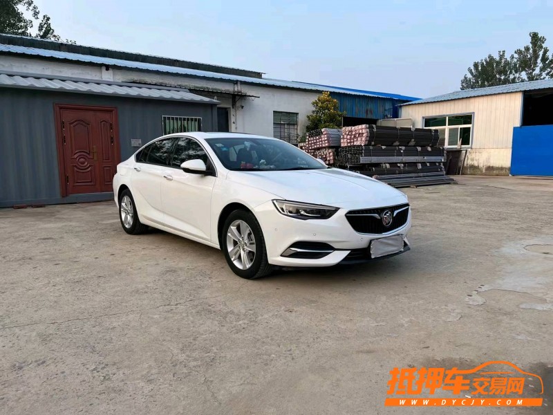 徐州18年别克君威8