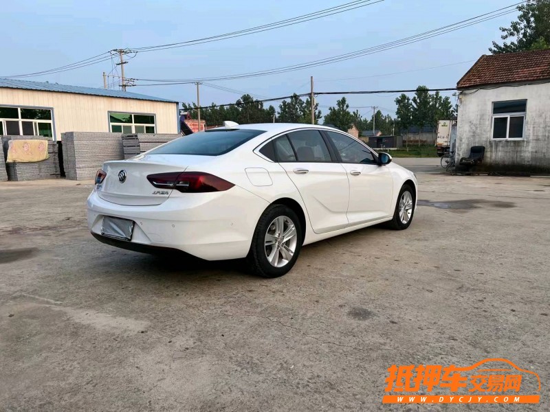 徐州18年别克君威2