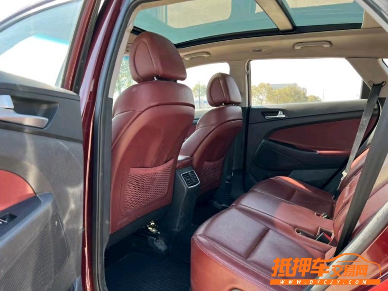 盐城16年现代途胜6