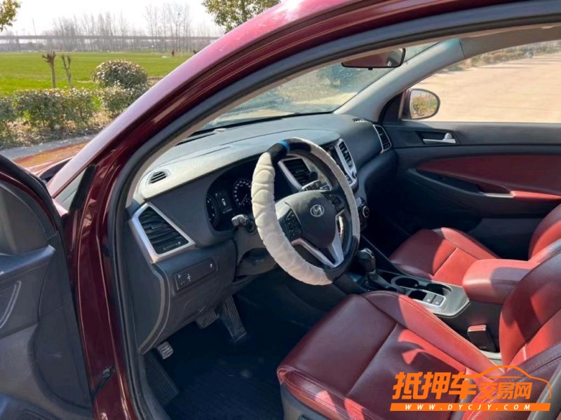 盐城16年现代途胜8