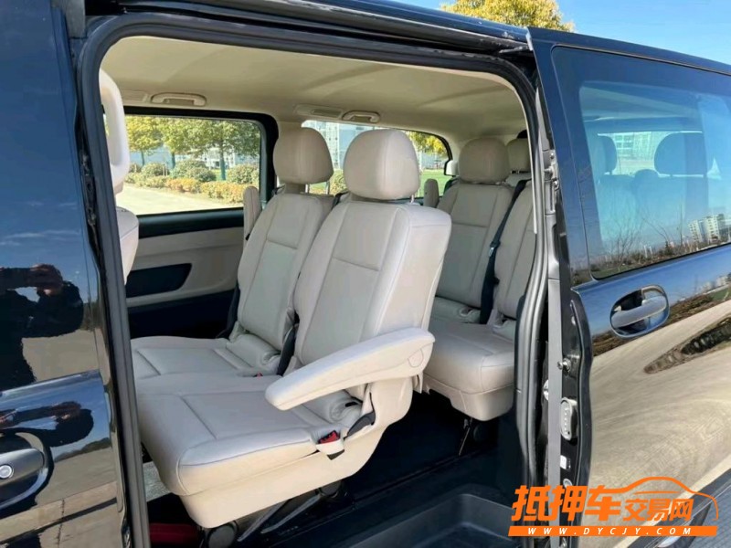 盐城20年奔驰威霆4