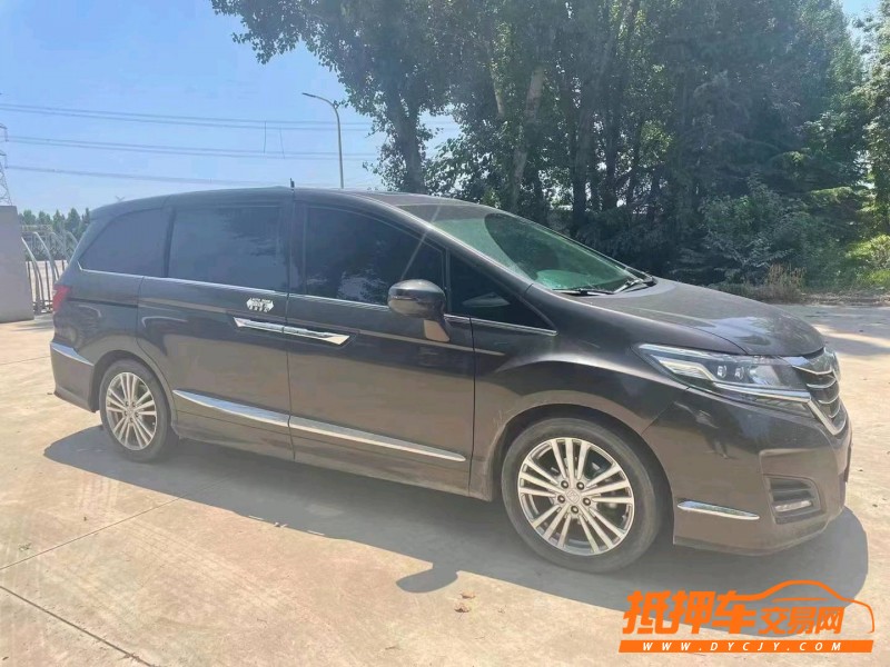 烟台18年本田艾力绅7