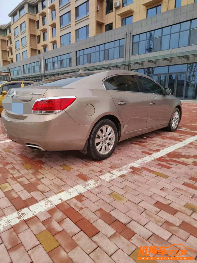 烟台13年别克君越8