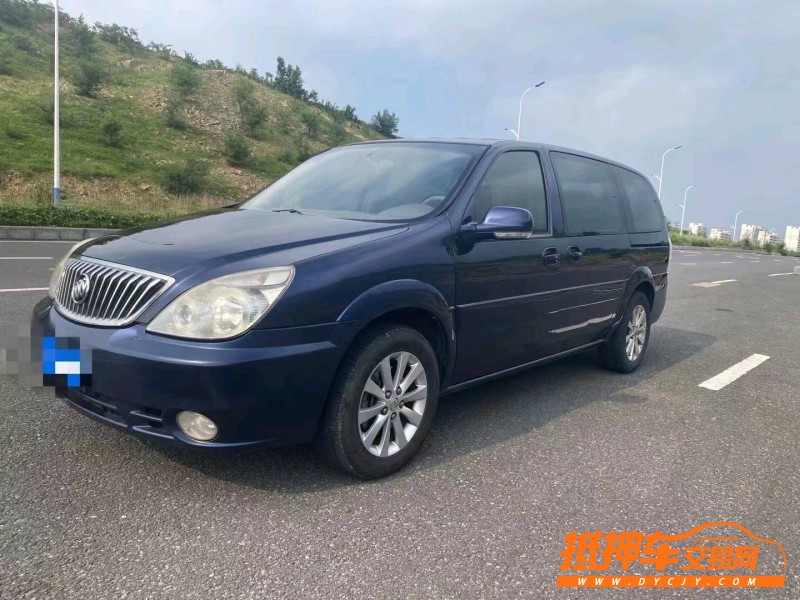 烟台11年别克GL82