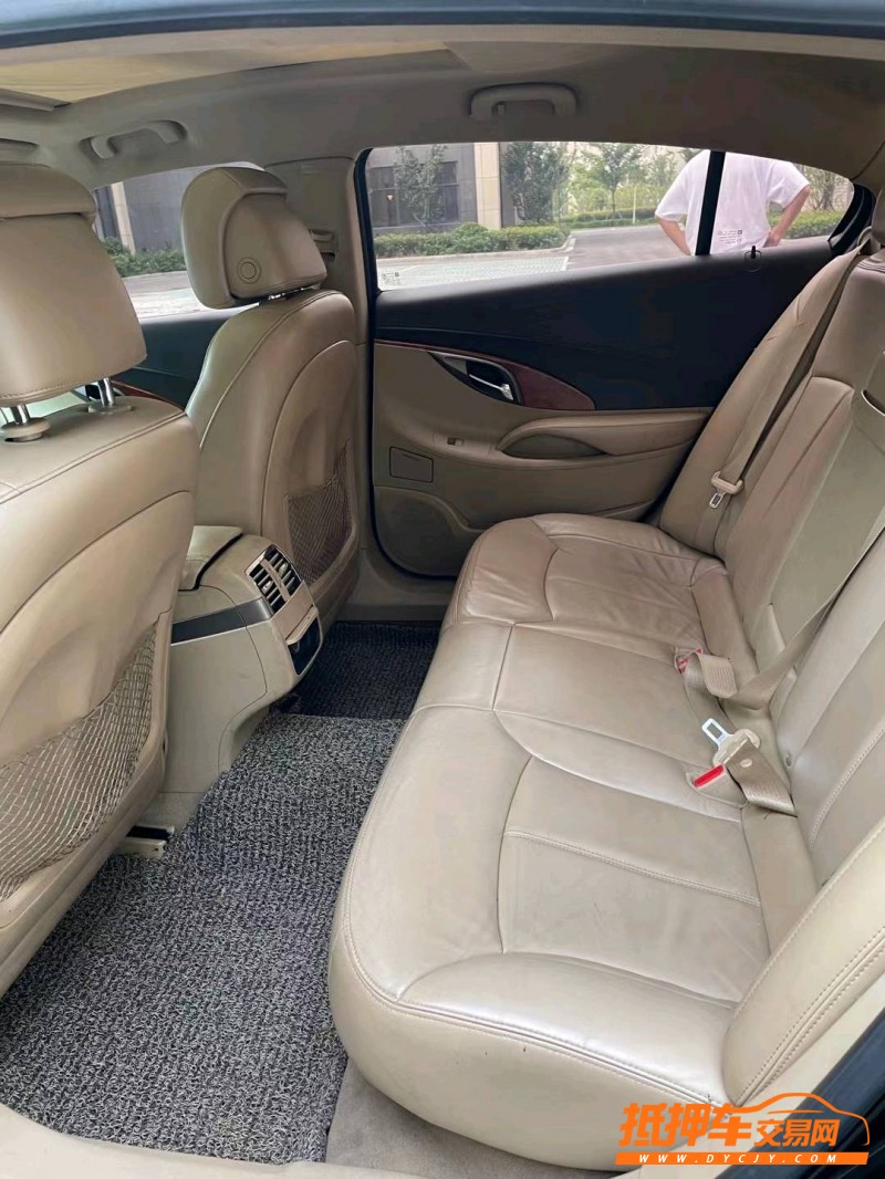 徐州13年别克君越4