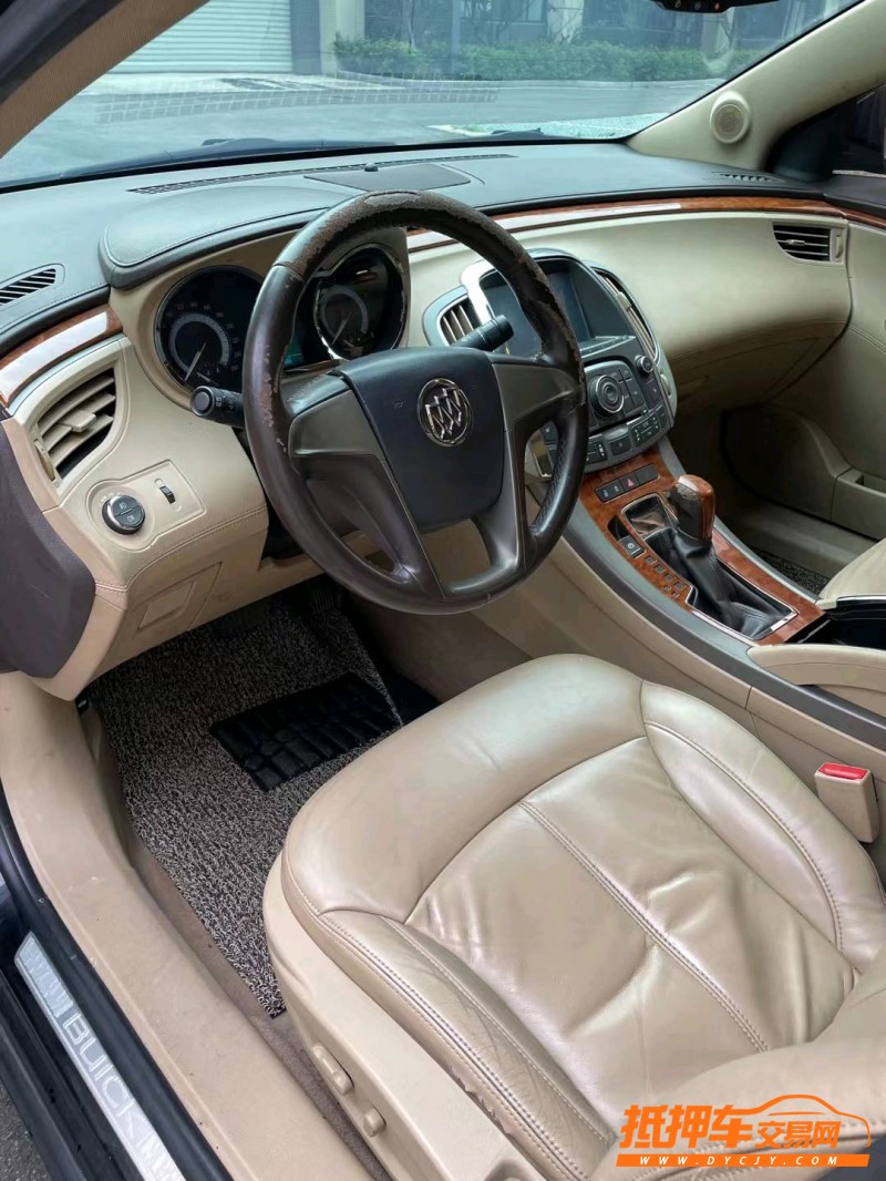 徐州13年别克君越6