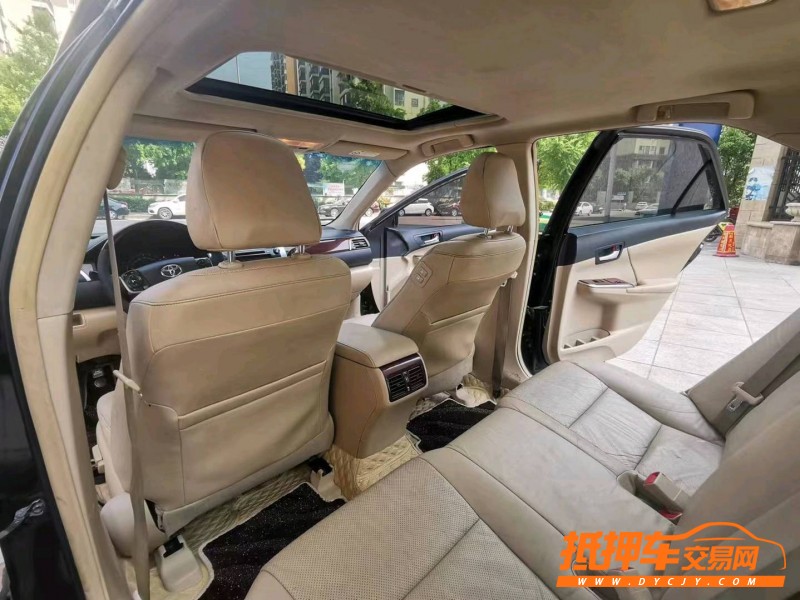 北京12年丰田凯美瑞5