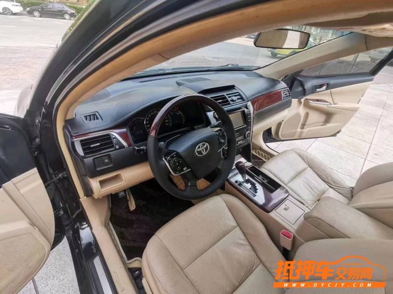 北京12年丰田凯美瑞6