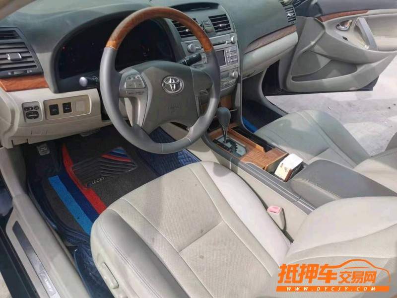 北京11年丰田凯美瑞6