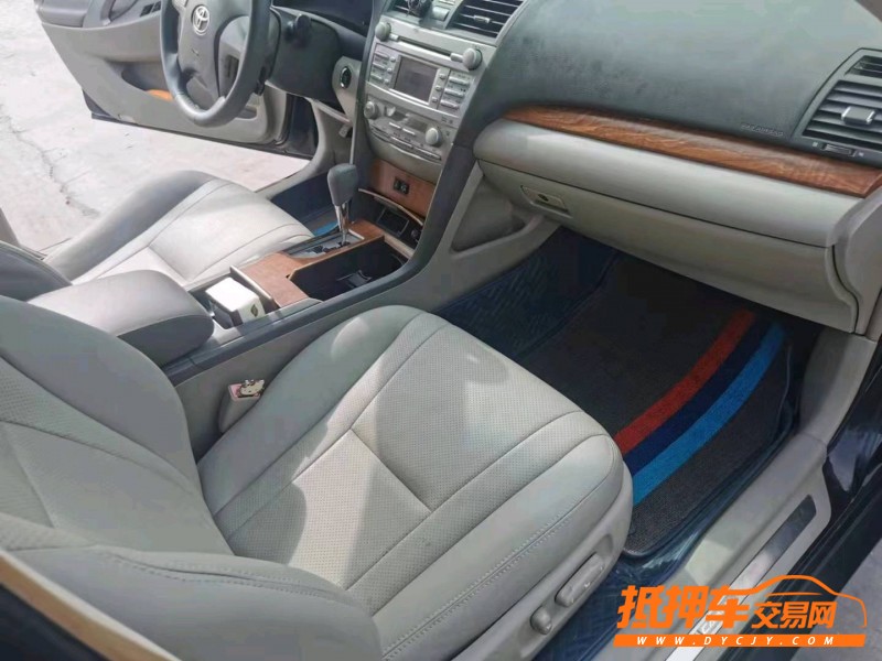 北京11年丰田凯美瑞7