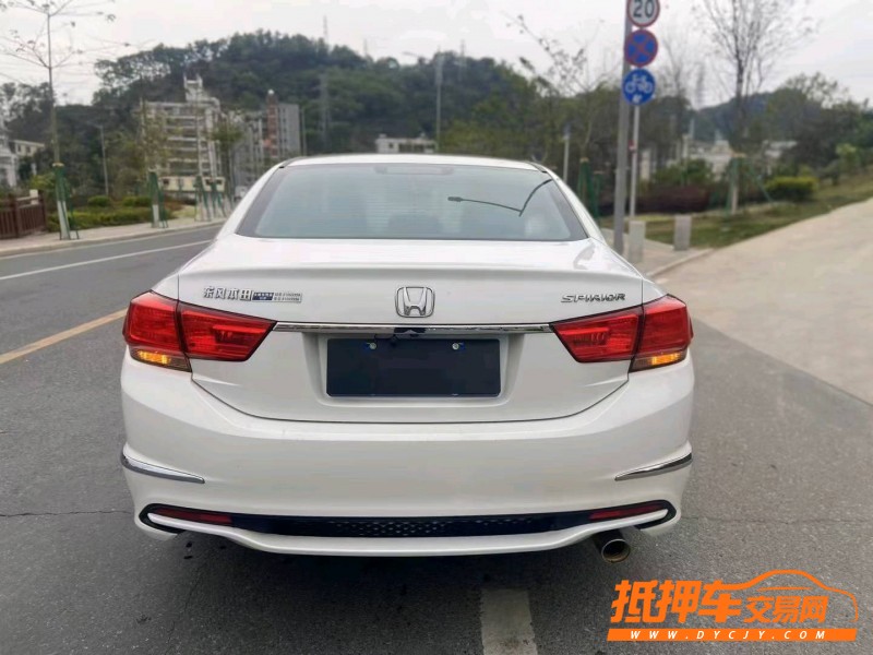 广州17年本田思铂睿5